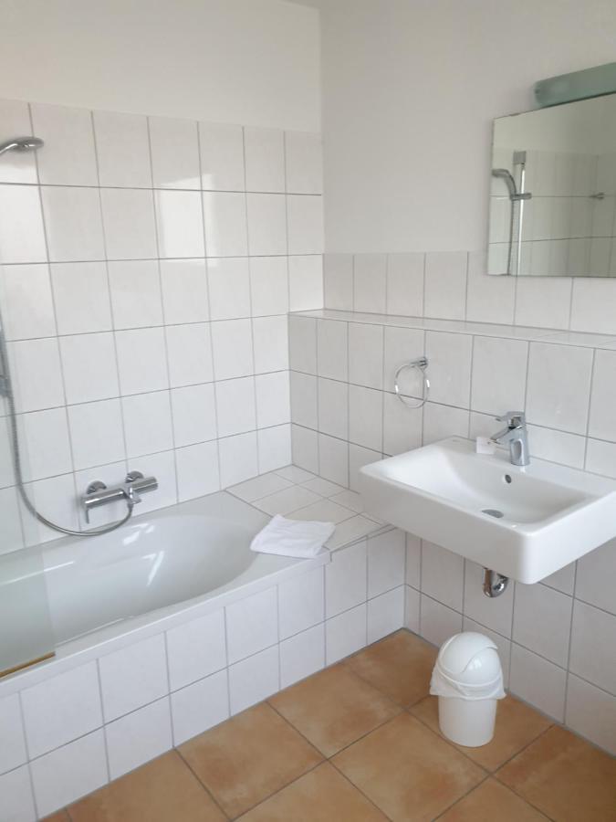 Bernsteinsee Ferienwohnungen Und Apartments Sassenburg Bagian luar foto