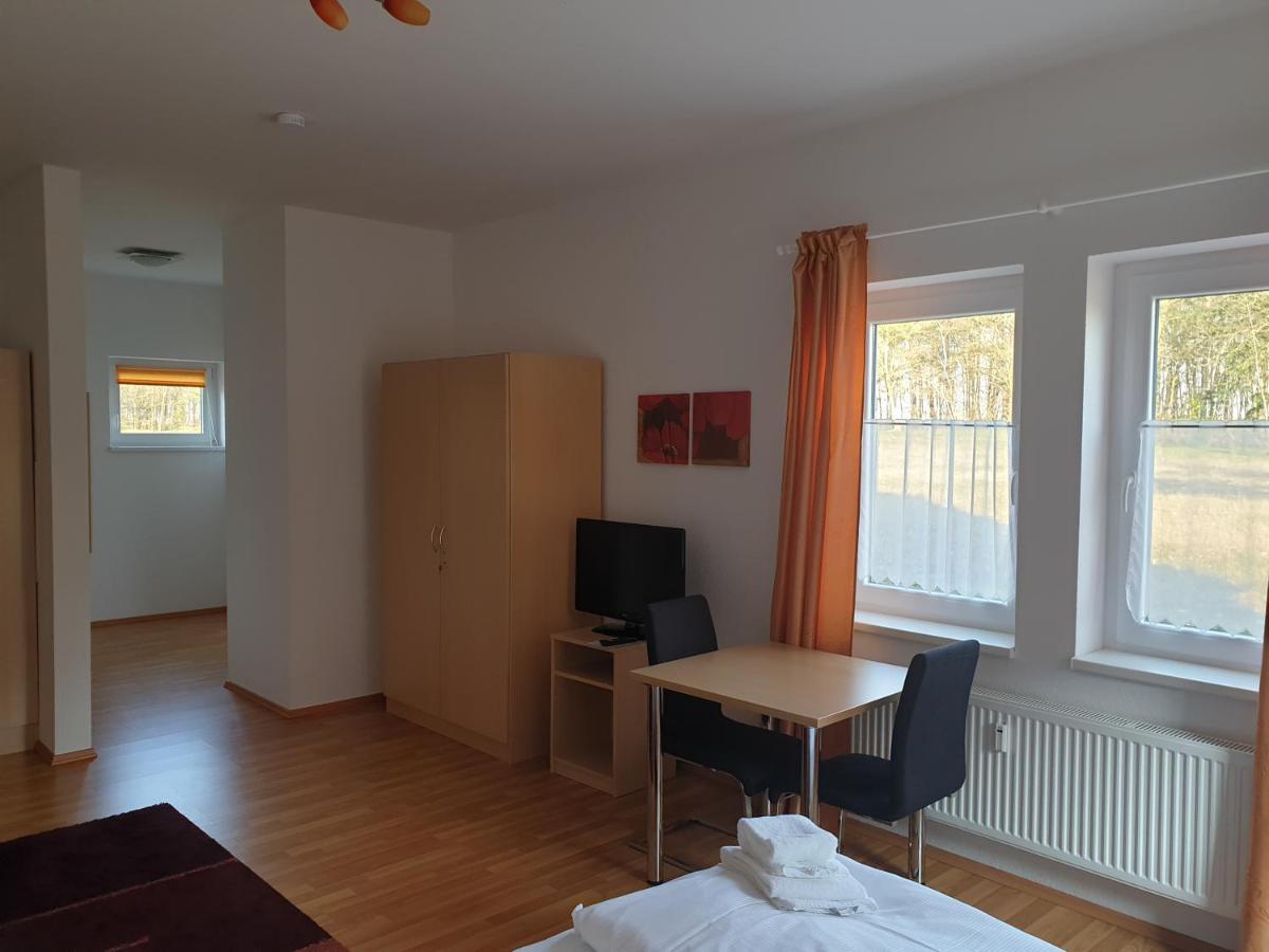 Bernsteinsee Ferienwohnungen Und Apartments Sassenburg Bagian luar foto