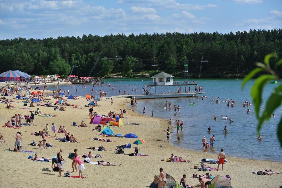 Bernsteinsee Ferienwohnungen Und Apartments Sassenburg Bagian luar foto